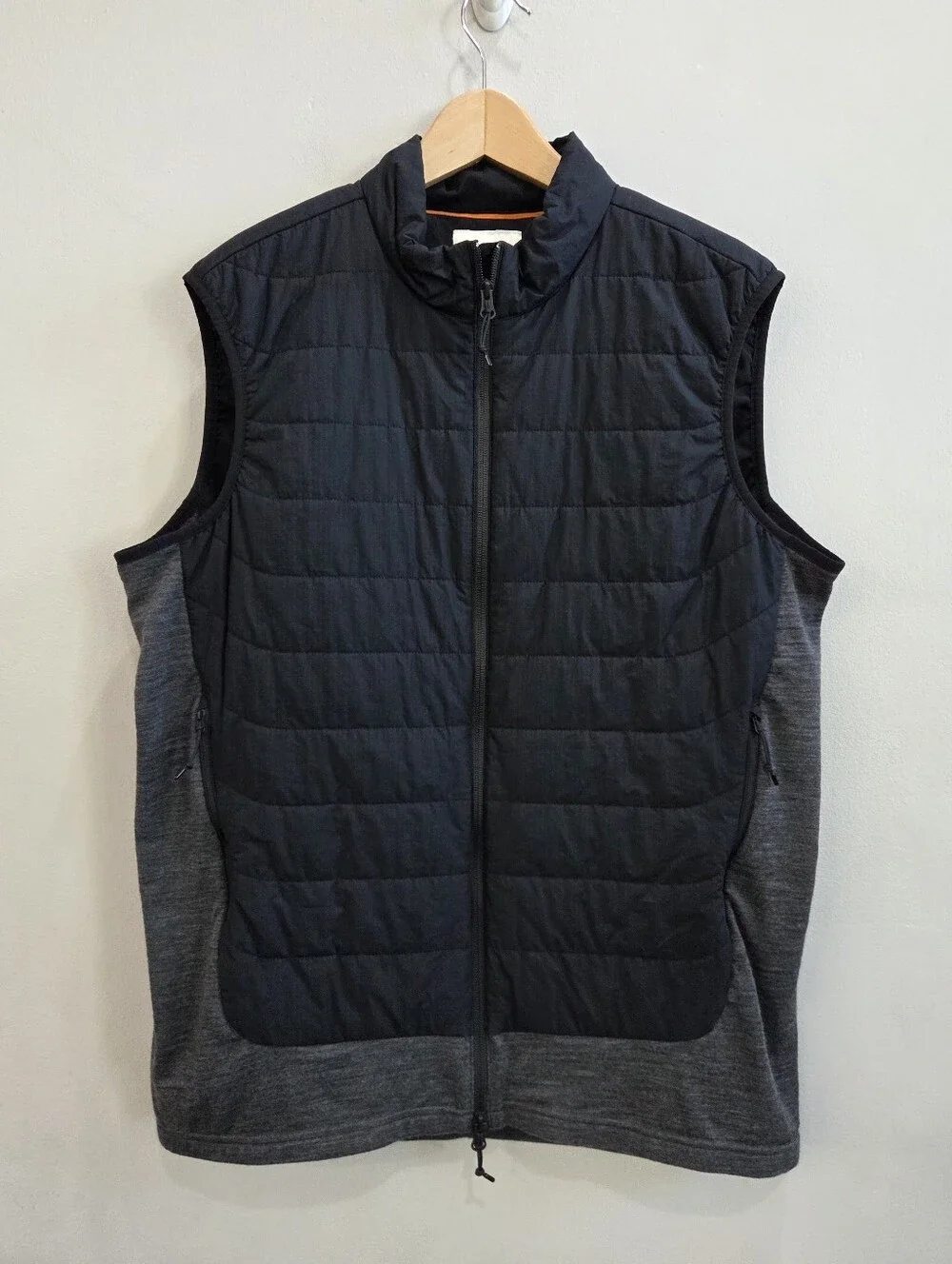 Icebreaker Vest Black Gray Cotton Wool Full Zip Hiking Outdoor Men's Size XL